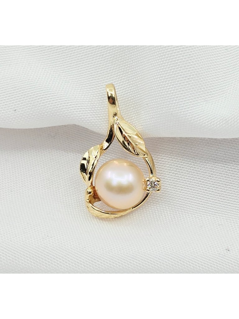 Unique 14k Karat Solid Yellow Gold Designer Pearl  Round Diamond Charm Pendant